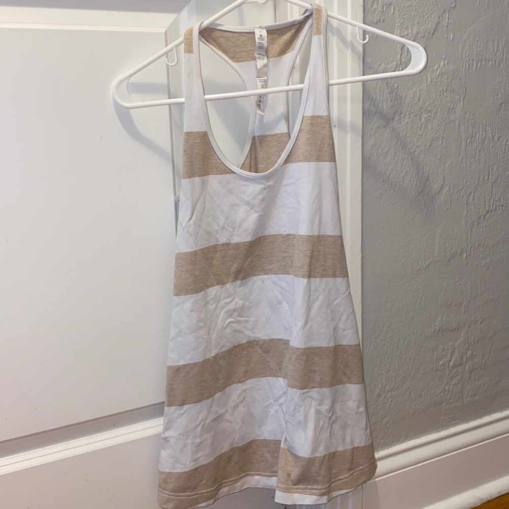 Lulu lemon top
